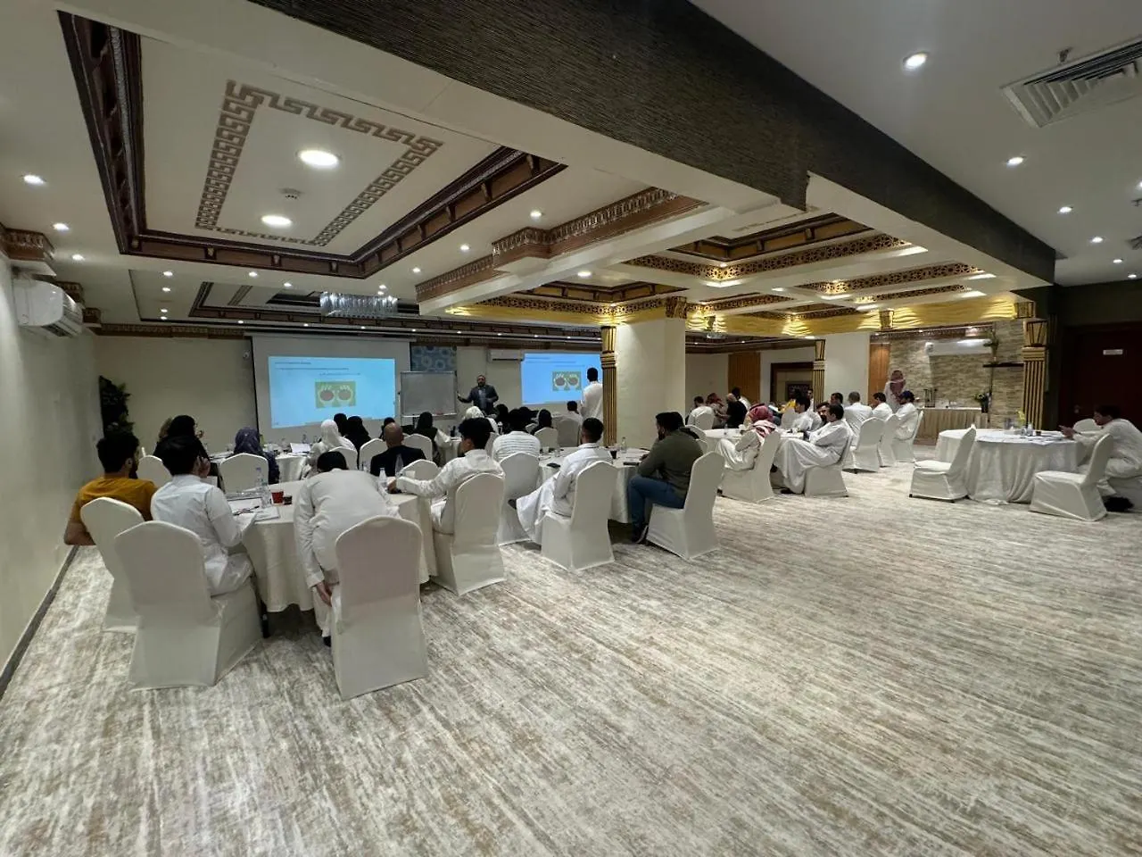 Meral Crown Hotel Riyadh Saudi Arabia